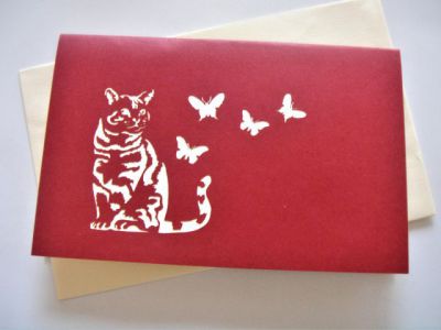 Kat en vlinder postkaartje